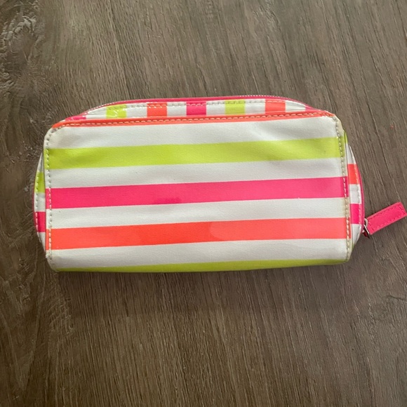 *LikeNew* RARE Victoria’s Secret Beauty Travel Makeup Brush Case - Picture 7 of 12